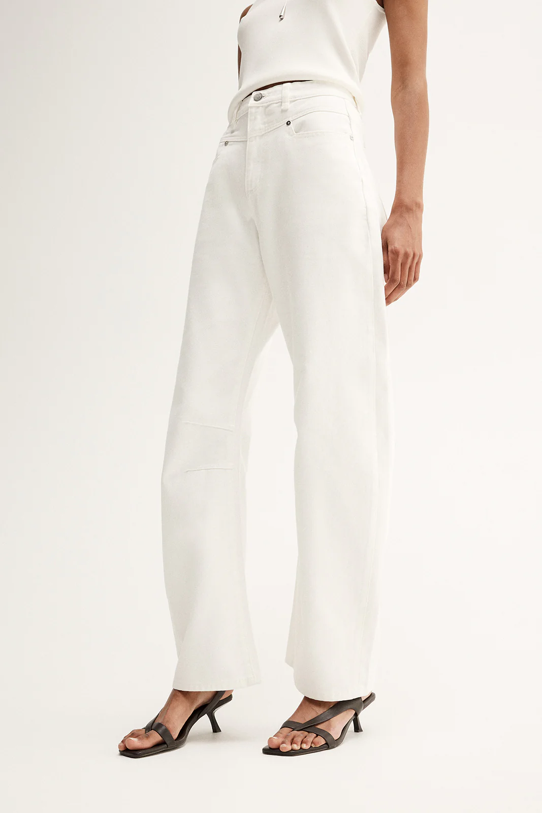 Chelsea Barrel Leg Jean Ivory - Image 3
