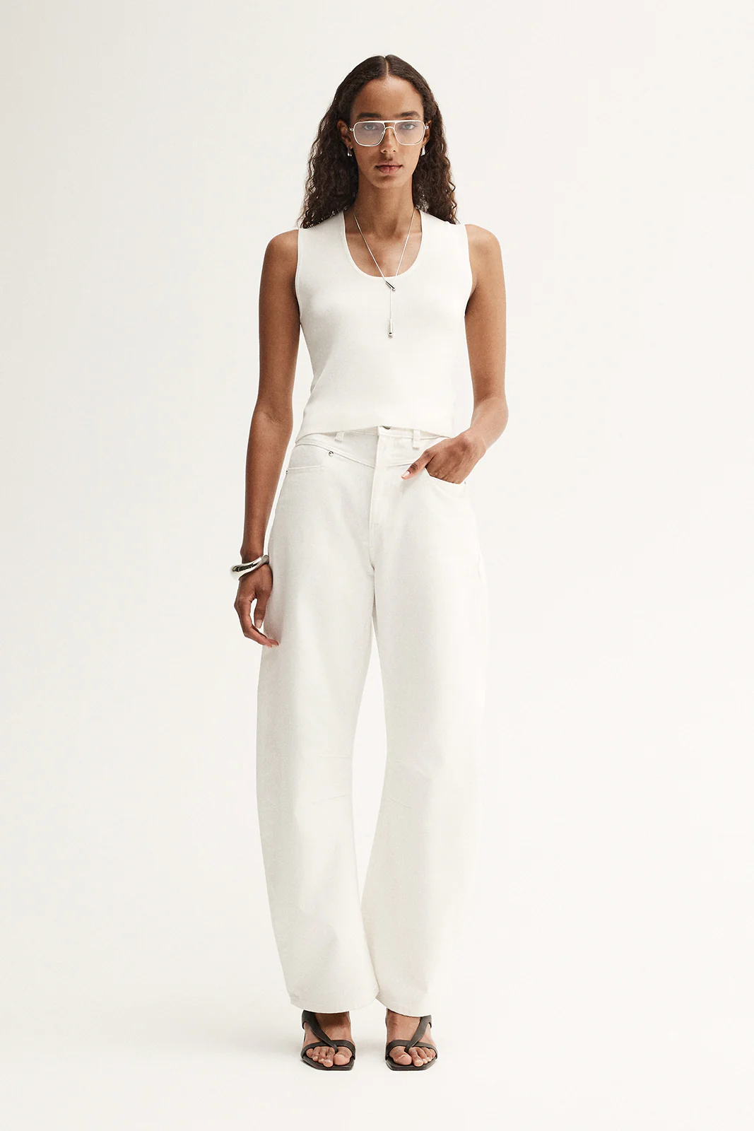 Chelsea Barrel Leg Jean Ivory - Image 5