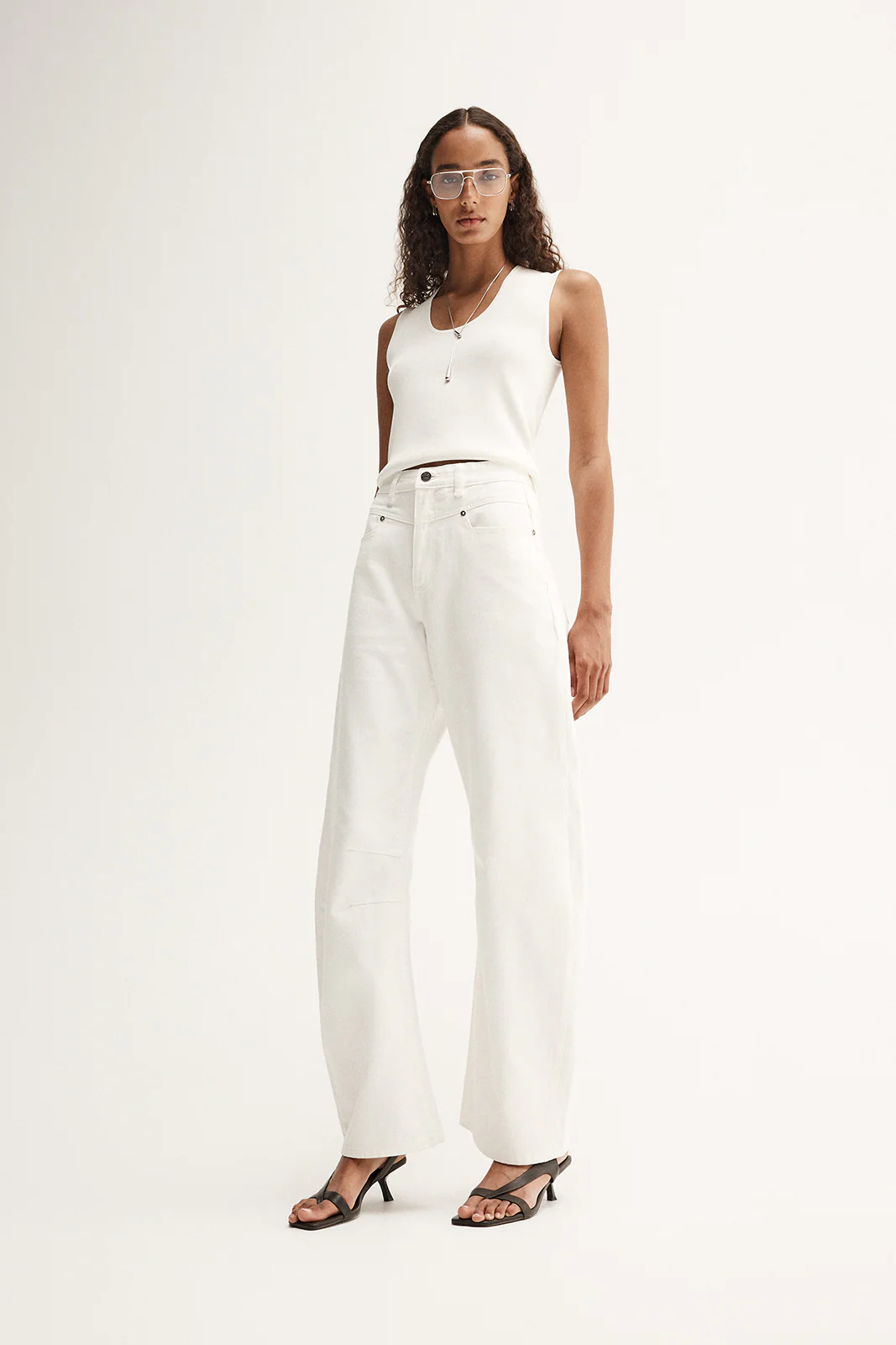 Chelsea Barrel Leg Jean Ivory - Image 7