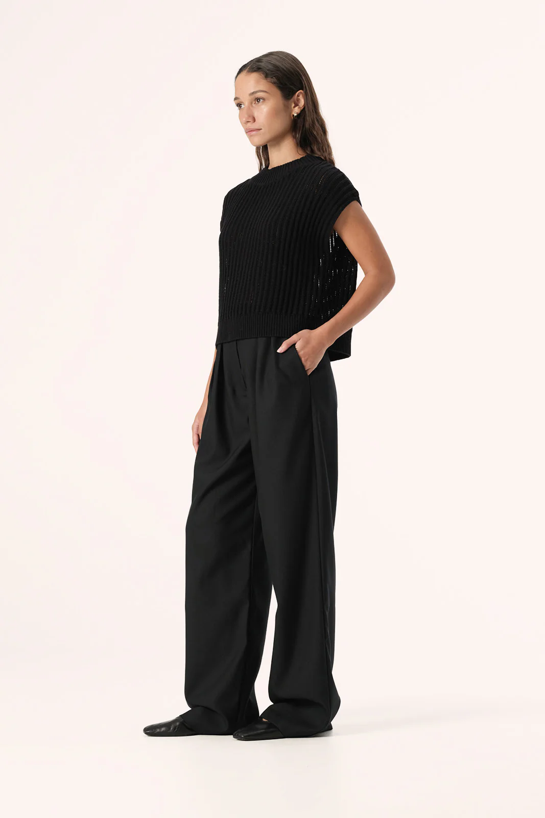 Kai Knit Vest Black - Image 3