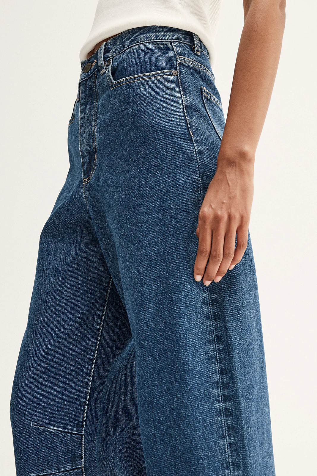 Mason Barrel Leg Jean Dark Indigo - Image 2
