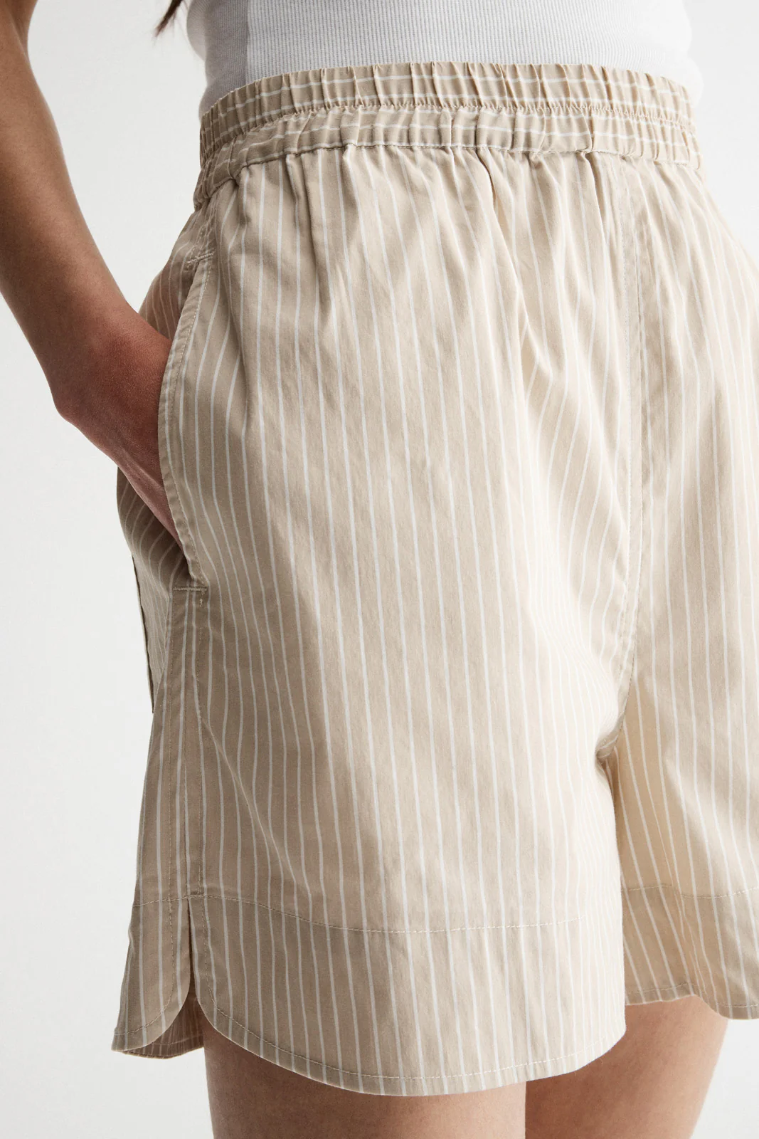 Poppy Short Oat Stripe - Image 5